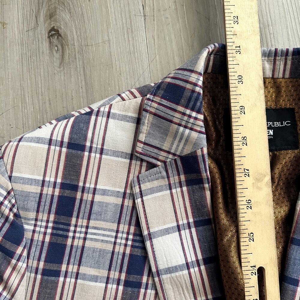 Banana Republic Mad Men Collection Suit Coat/Jacket Blues/Beige Multi Plaid 40S - Picture 8 of 9